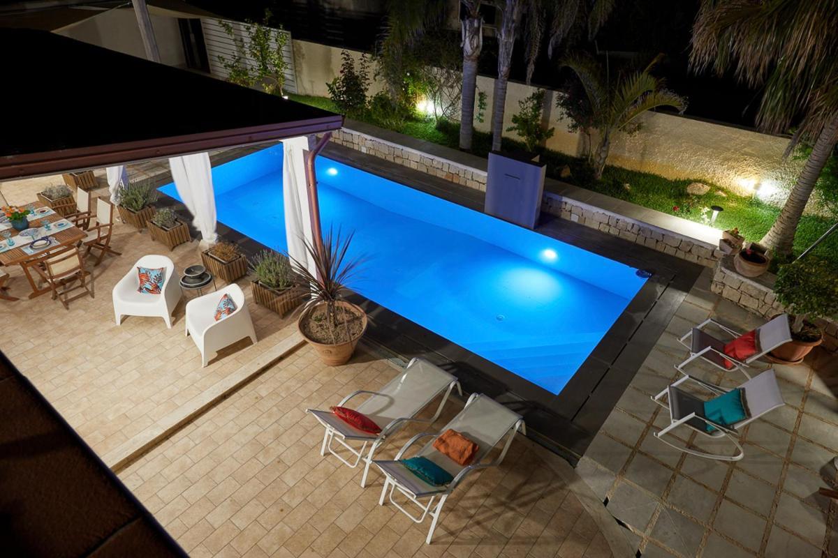 Villa Zamia Con Piscina Santa Maria Del Focallo Exteriör bild